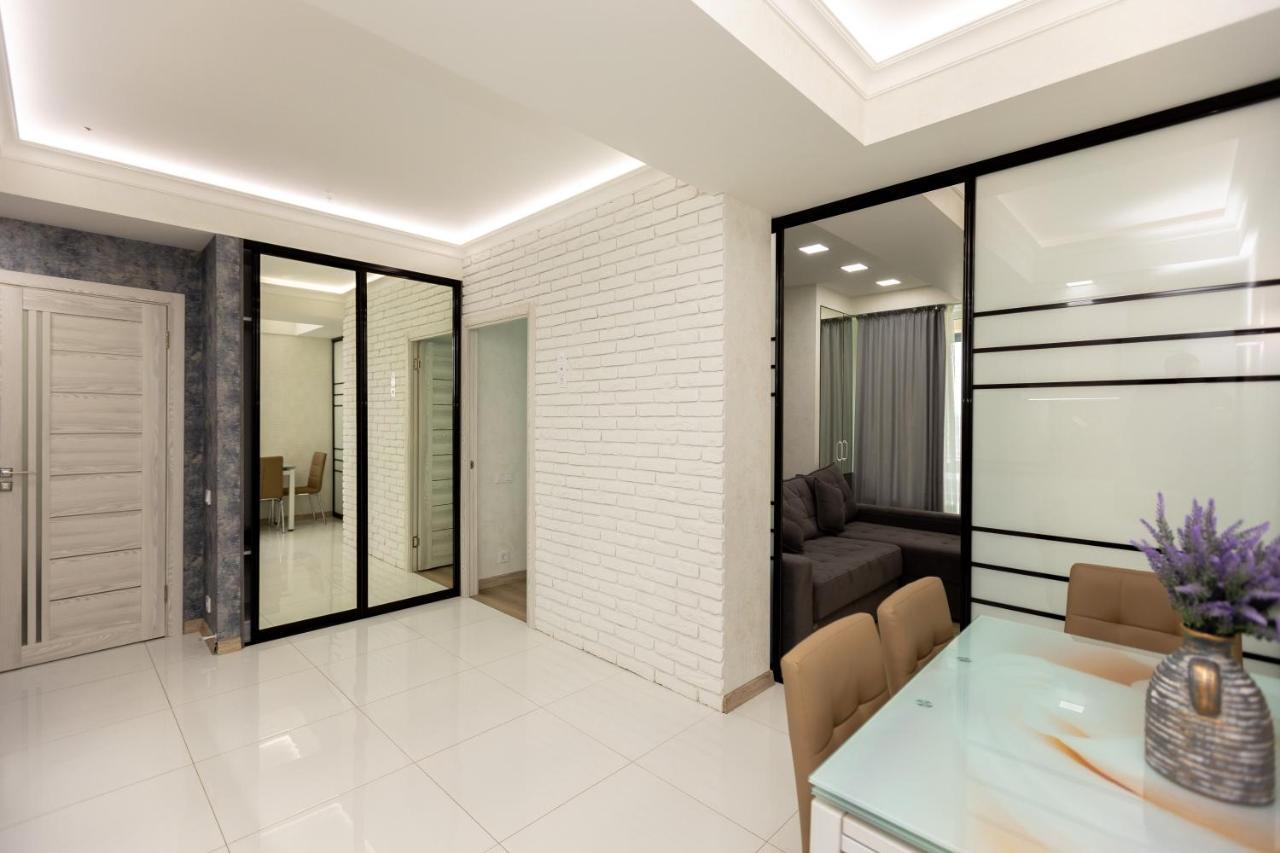Main Street Sky House Apartments Chisinau Bagian luar foto