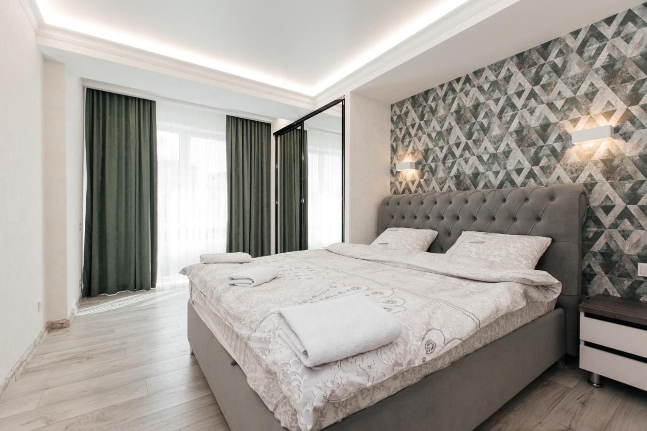 Main Street Sky House Apartments Chisinau Bagian luar foto