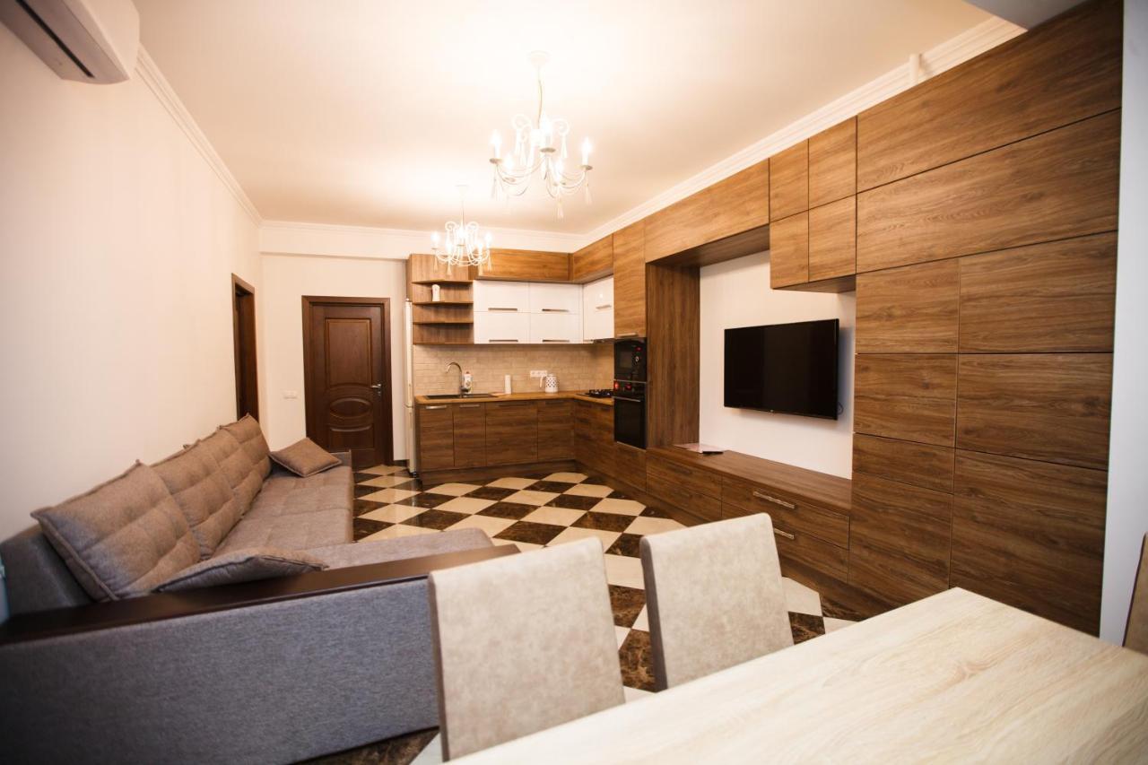 Main Street Sky House Apartments Chisinau Bagian luar foto